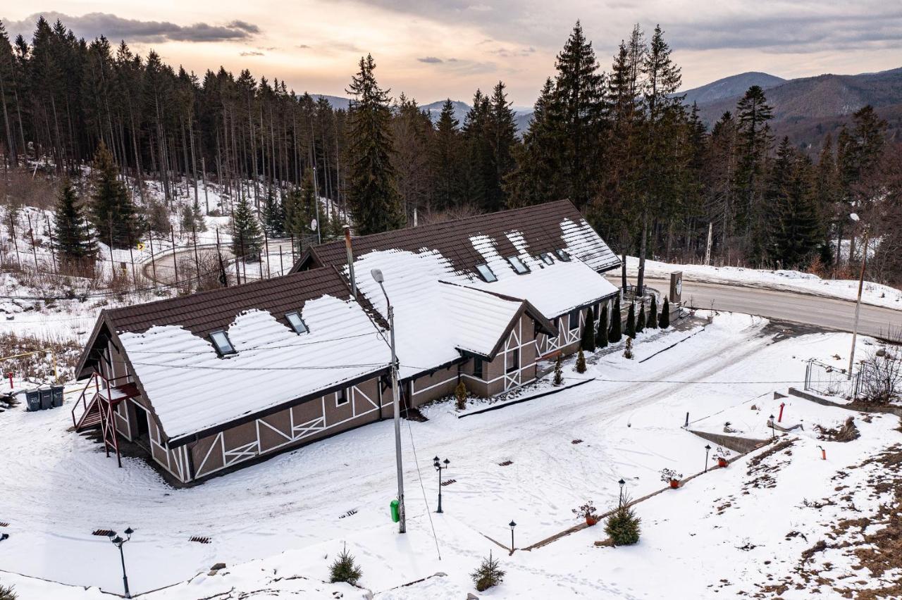 Complex Hotelier Cota O Mie Sinaia Bagian luar foto