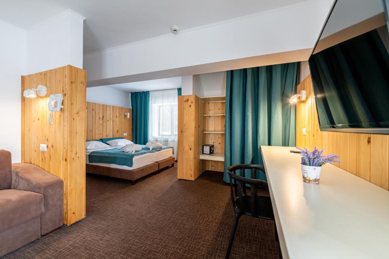 Complex Hotelier Cota O Mie Sinaia Bagian luar foto