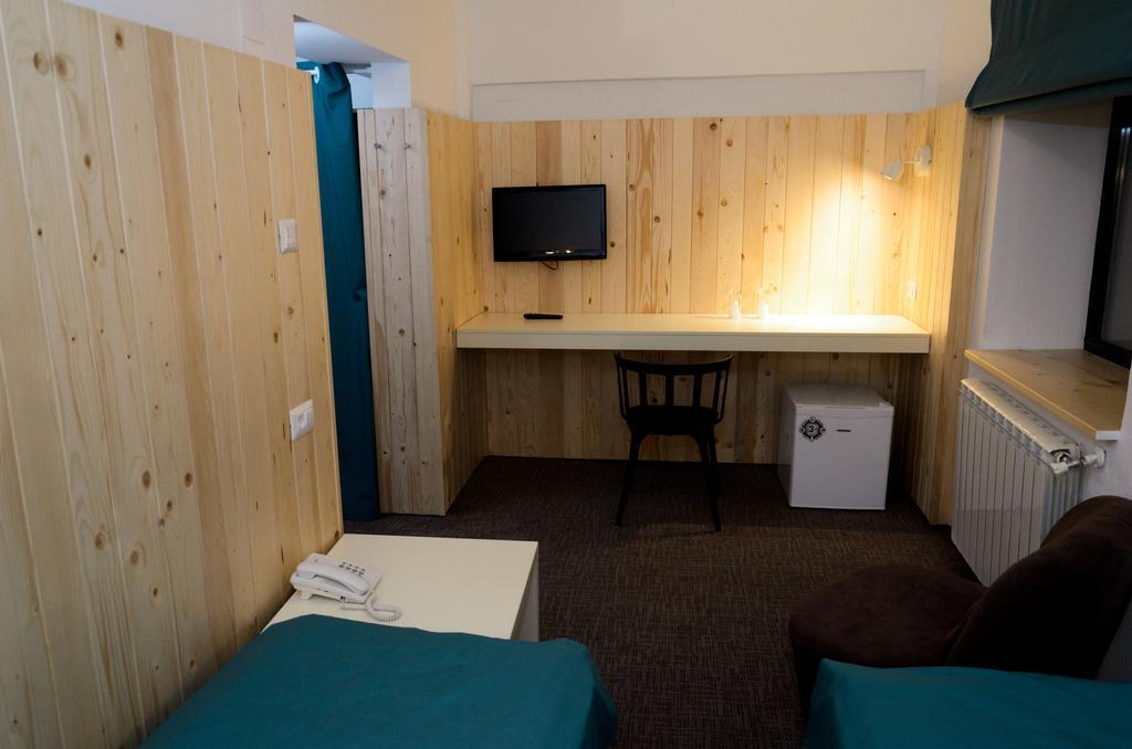 Complex Hotelier Cota O Mie Sinaia Bagian luar foto