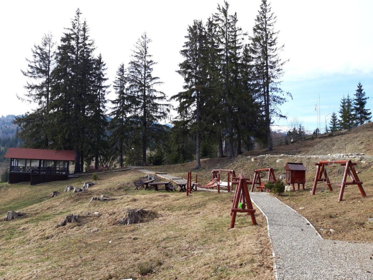 Complex Hotelier Cota O Mie Sinaia Bagian luar foto